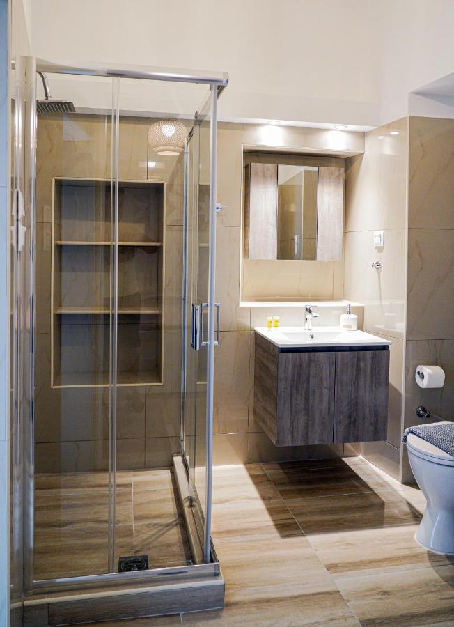 Smyrnis Apartments エルムポリ エクステリア 写真