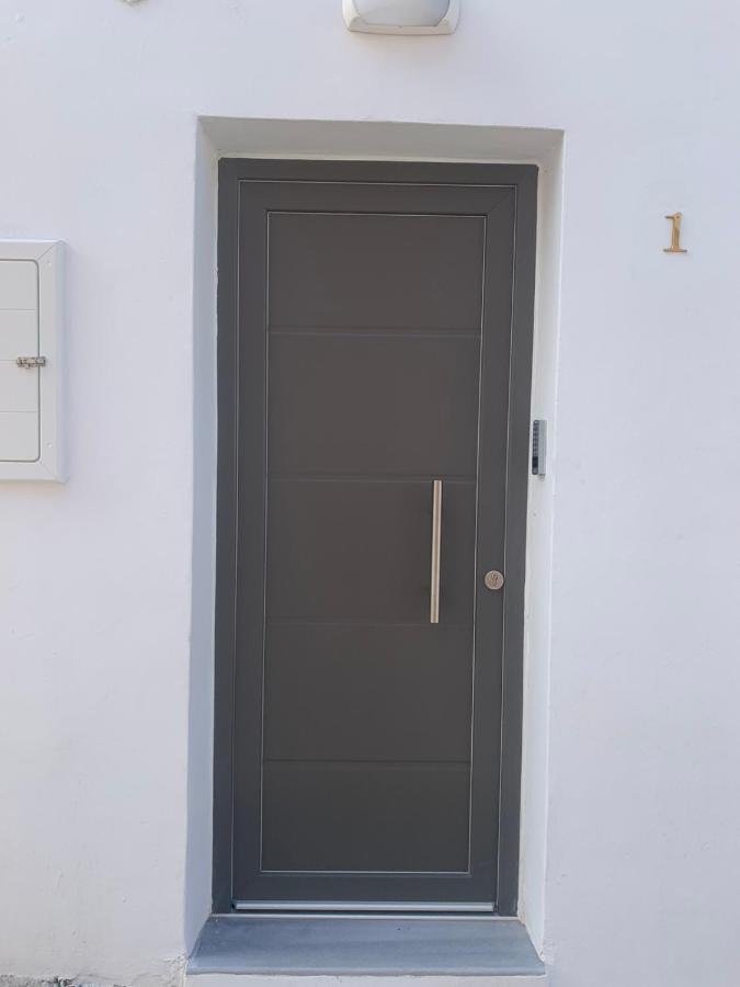 Smyrnis Apartments エルムポリ エクステリア 写真